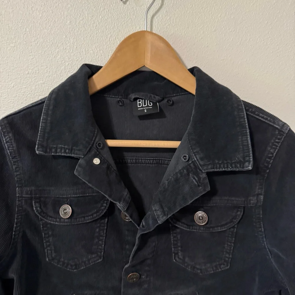 Urban Outfitters BDG Cord Shrunken Western Jacket Washed Black Cropped-Small